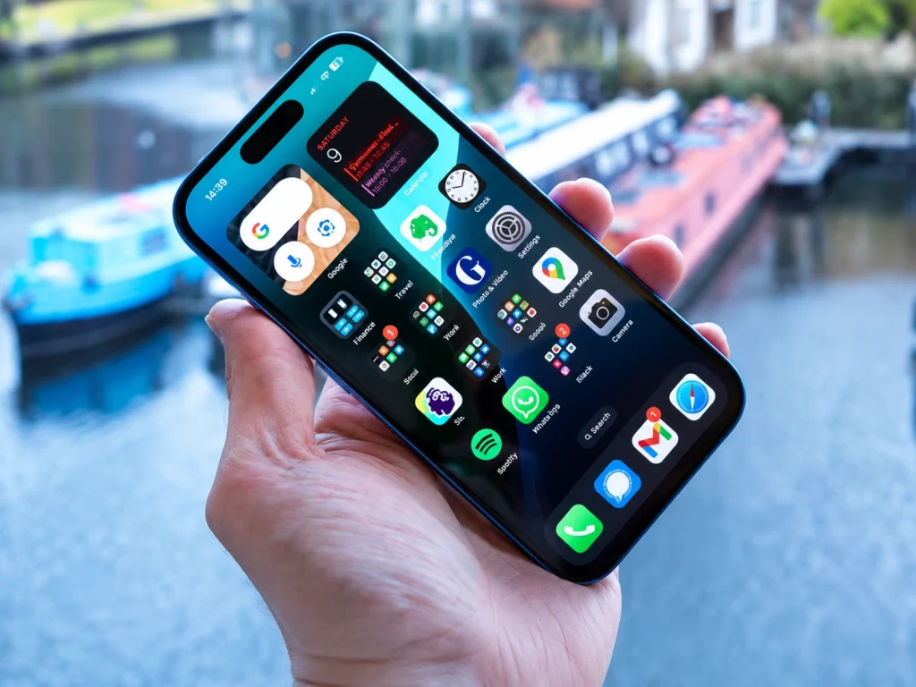 iPhone 5G Pakistan live Zong Jazz networks 290 Mbps speeds iOS beta 5G settings coverage cities 2026