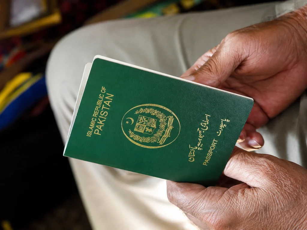 e-passport Pakistan home delivery Mohsin Naqvi Interior Ministry PakID cashless system