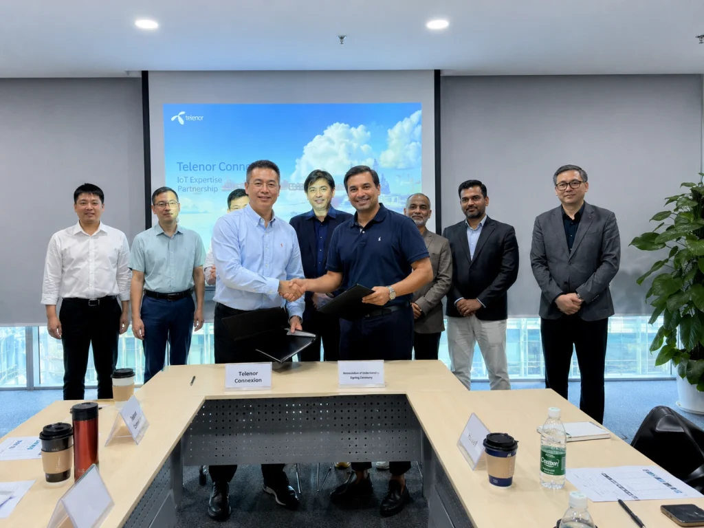 Engro and Baidu Sign AI MoU Bringing China’s 655 Million-User AI Giant Into Pakistan Engro Chairman Hussain Dawood and Baidu representatives sign an AI collaboration MoU in June 2026 covering industrial research centres, talent development, and PaddlePaddle-based AI applications across Pakistan and the region.