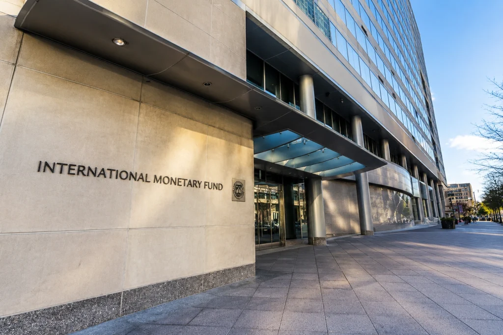 Pakistan IMF Bailouts analysis showing Pakistan's IMF programme history, debt challenges, economic reforms and the reasons behind the country's repeated return to IMF support according to Focus Pakistan.