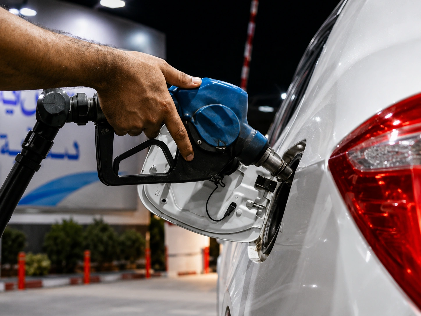 ChatGPT Image Jun 7, 2026, 06_03_47 AM Pakistan daily petroleum pricing mechanism with seven day rolling average Platts Arab Gulf assessments effective immediately